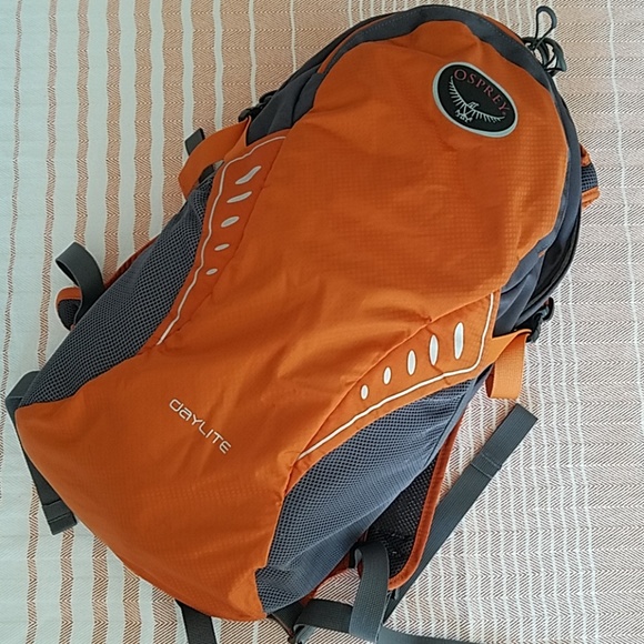 osprey daylite orange